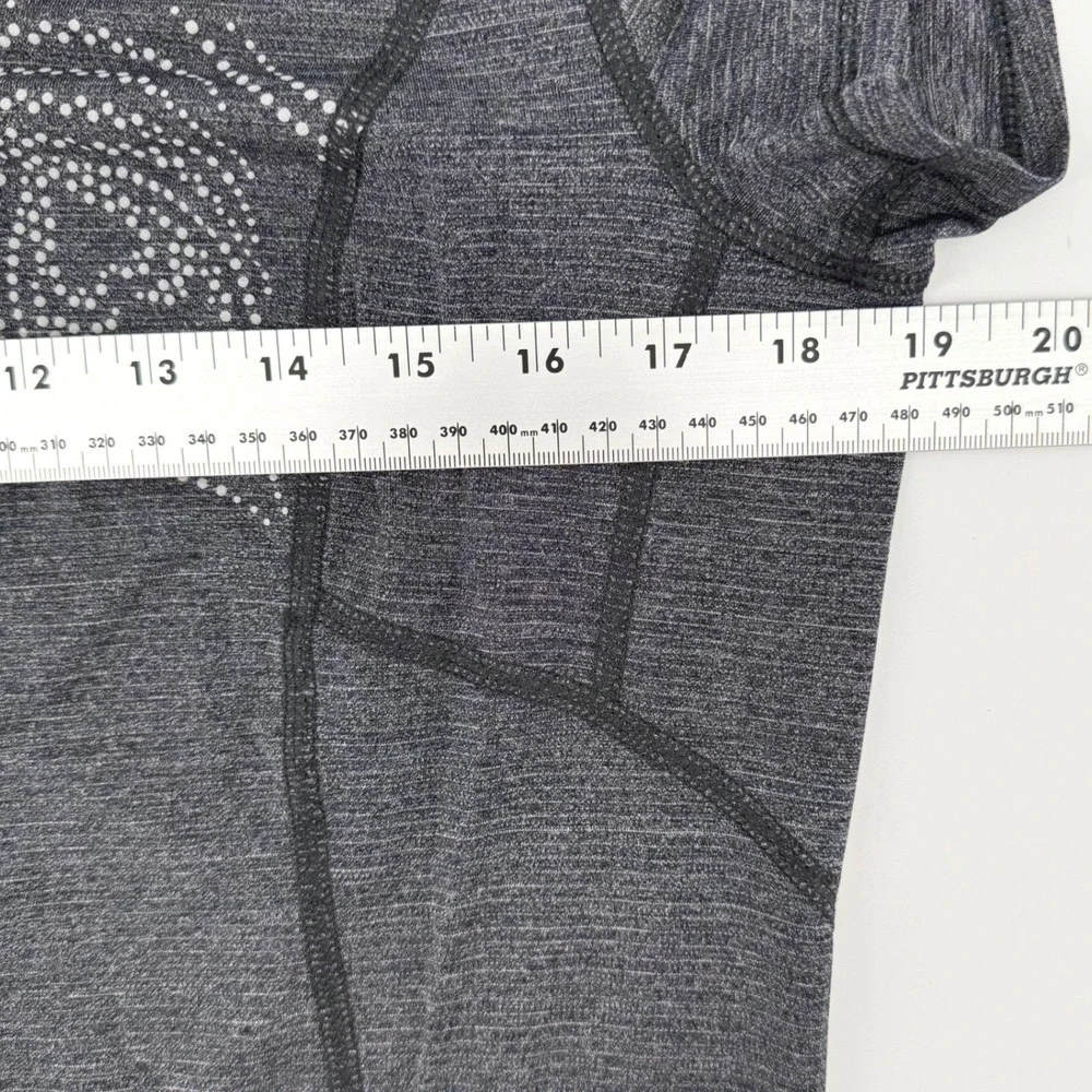 Lululemon Run: Silver‎ Bullet Short Sleeve Tech Drawstring Hem Yoga Top Size 12